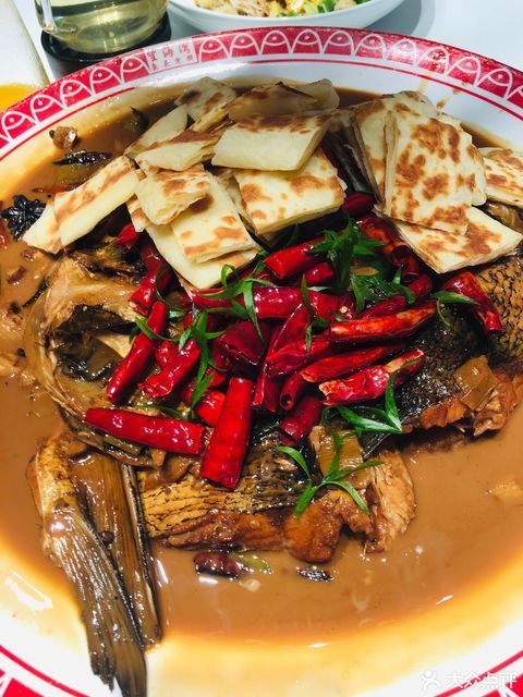 望海湾鱼头泡饼河北路店