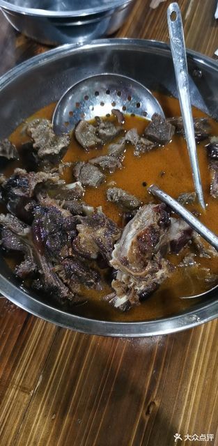 东泉张记稻香狗肉馆白沙总店