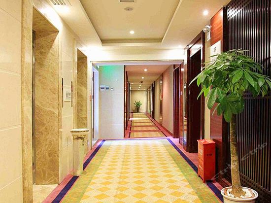 神龙传媒大酒店