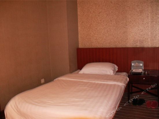 肇庆市 住宿服务 酒店 > 君城酒店(风华路)