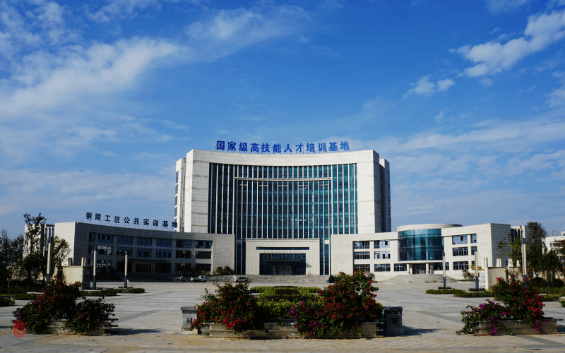 铜陵学院教学楼f