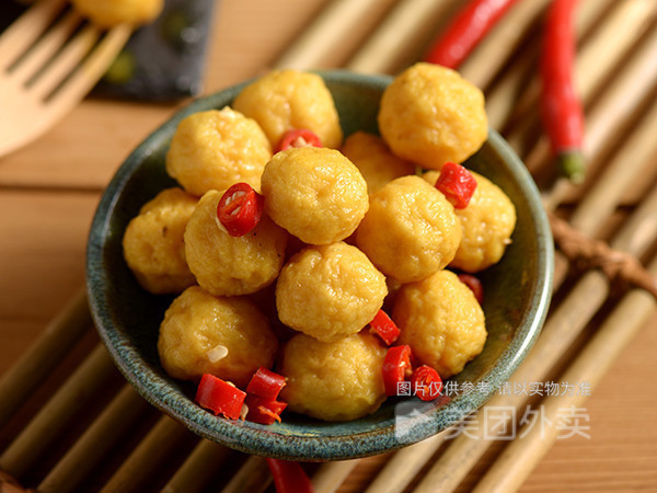 辣卤墨鱼丸图片