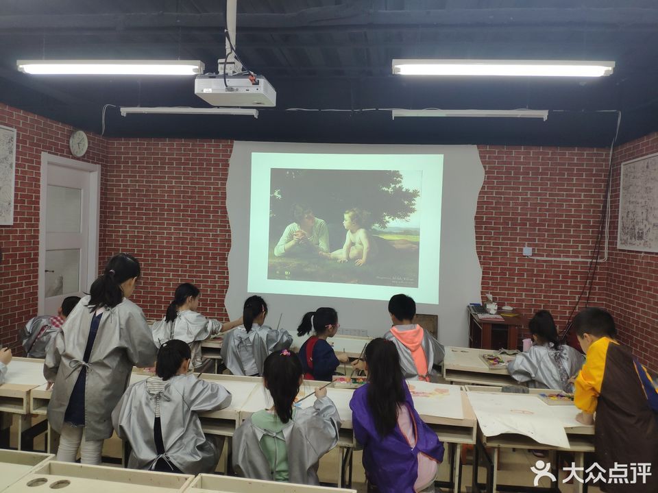 上海现代儿童美术馆多伦美术进修学校图片