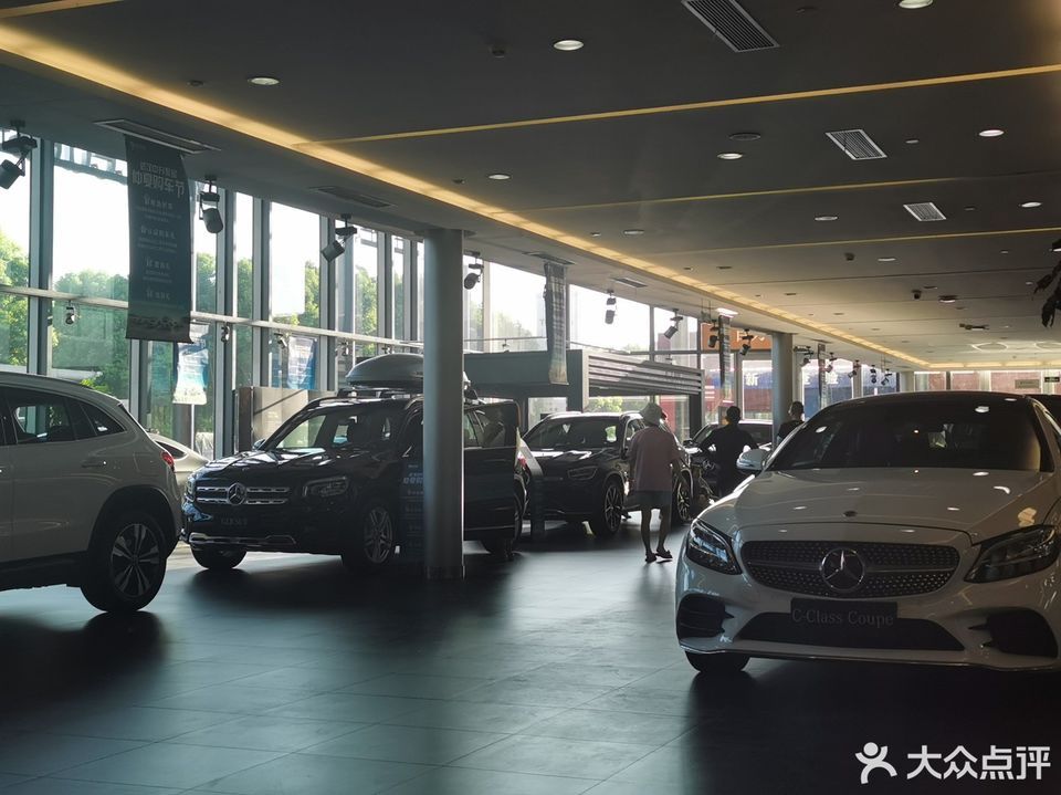 梅赛德斯-奔驰武汉中升聚星4s店[武汉中升聚星汽车销售服务有限公司]