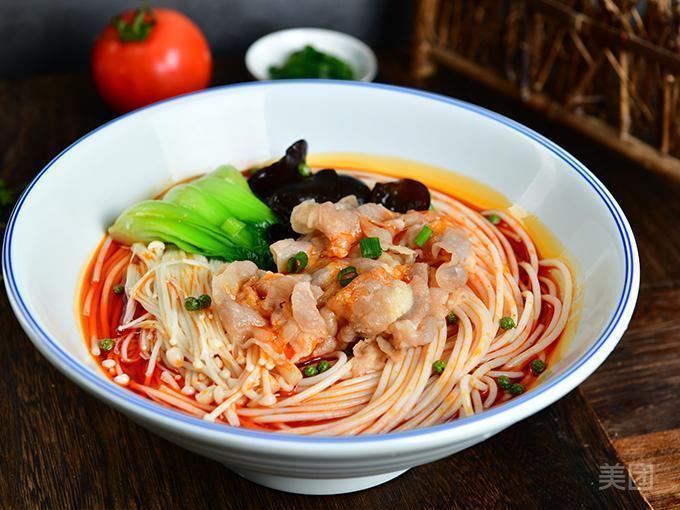 麻辣肥牛米线图片