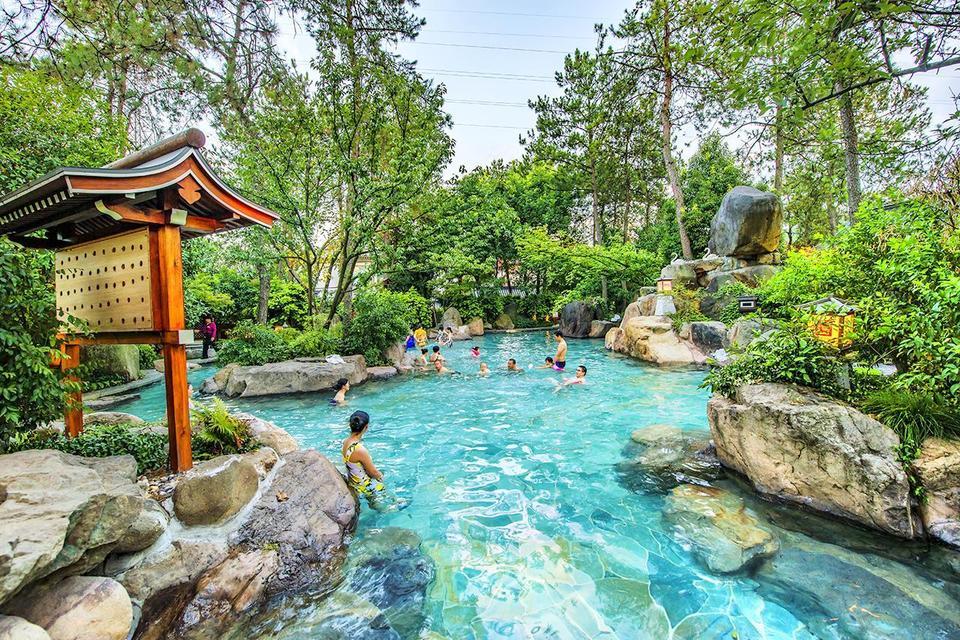 查看新兴象窝山温泉度假村_360地图搜索结果列表