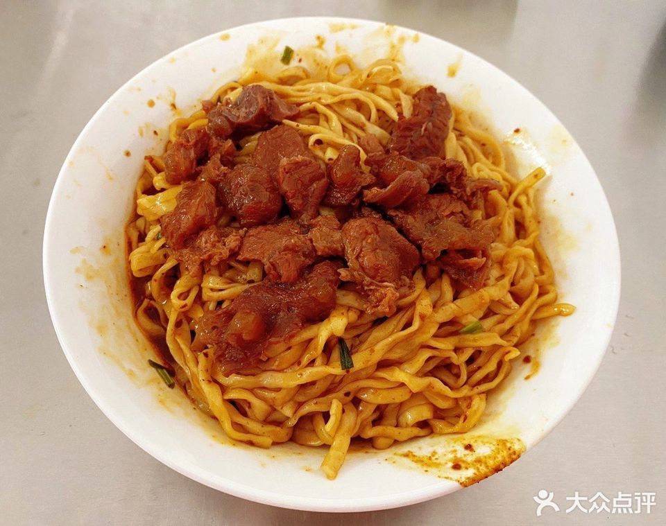 牛肉干拌面图片