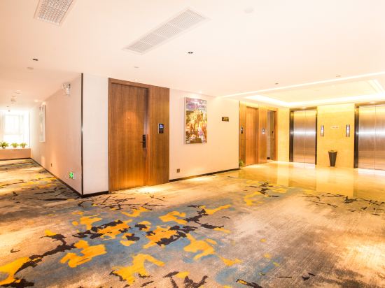 雅斯特国际酒店潮州广场店