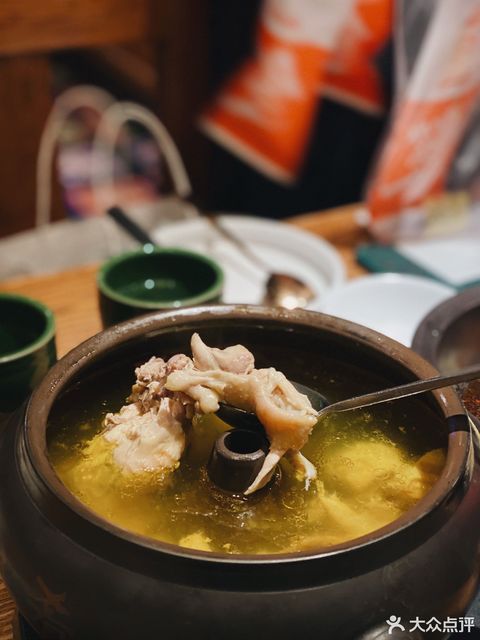 云南经典汽锅鸡图片
