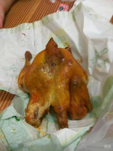 推荐菜:华莱士·全鸡汉堡(南通店)位于福州市闽侯县南通镇通洲路与