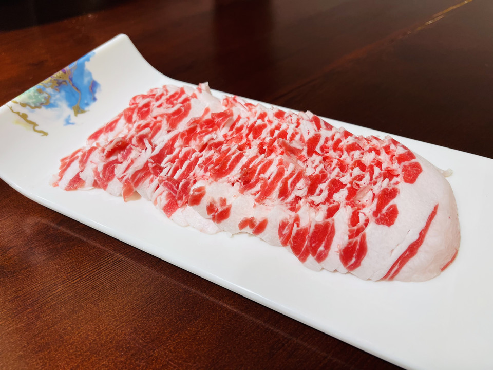 刀切鲜羊肉图片