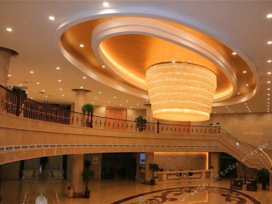 石嘴山金冠酒店