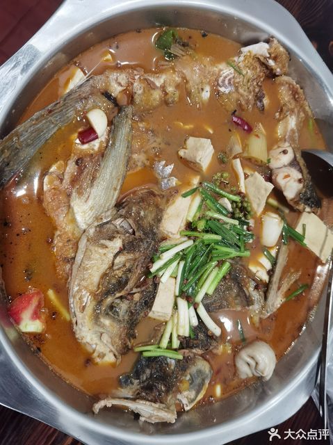 胖头鱼火锅图片