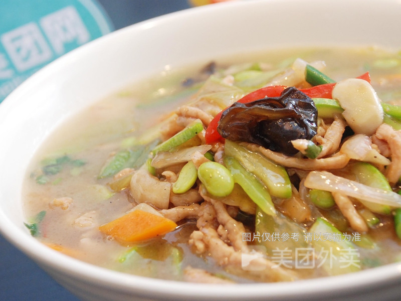 鱼汤肉丝面图片