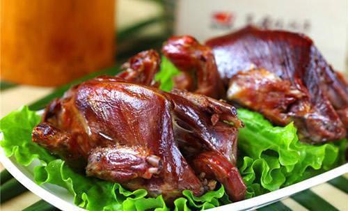 烤鸽子图片