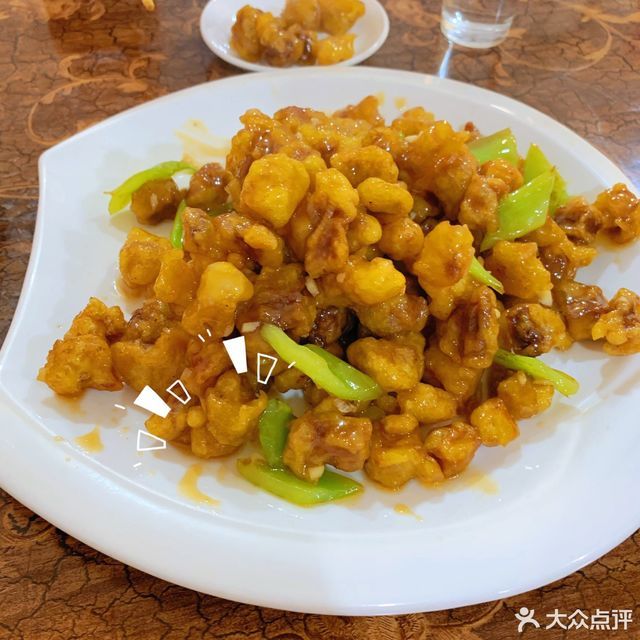 麻辣鳕鱼朝鲜冷面推荐菜:光明冷面位于牡丹江市宁安市东京城镇振兴