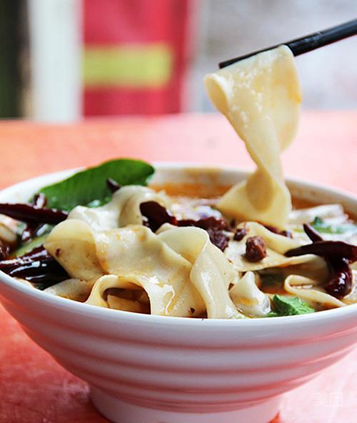 安徽正宗太和牛肉板面