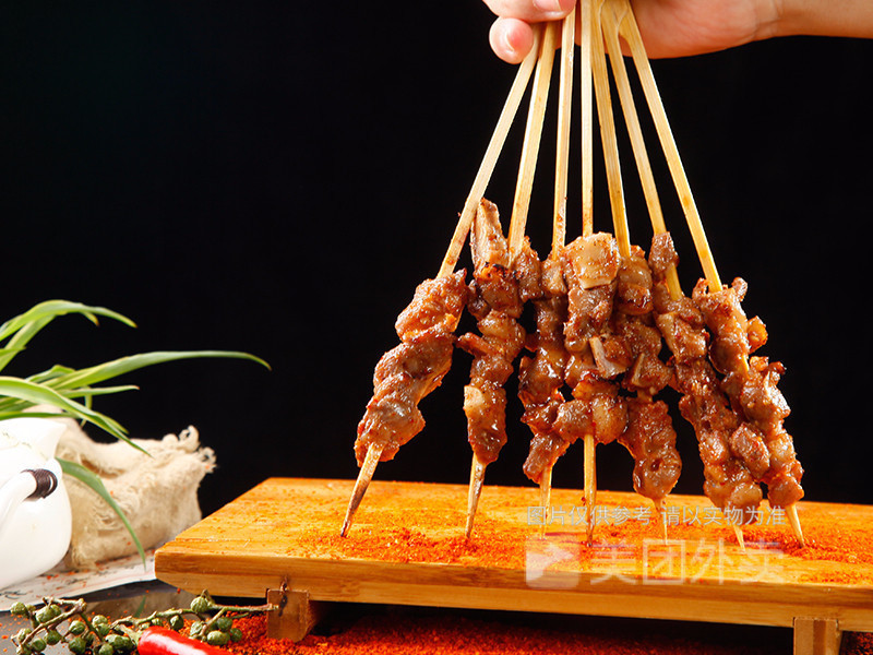 锅圈食汇秘制牛肉串图片