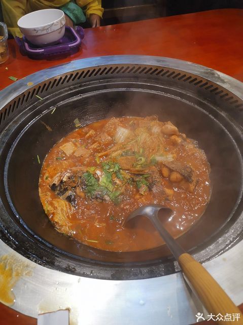 铁锅炖胖头鱼图片