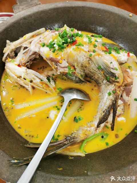 胖头鱼火锅图片