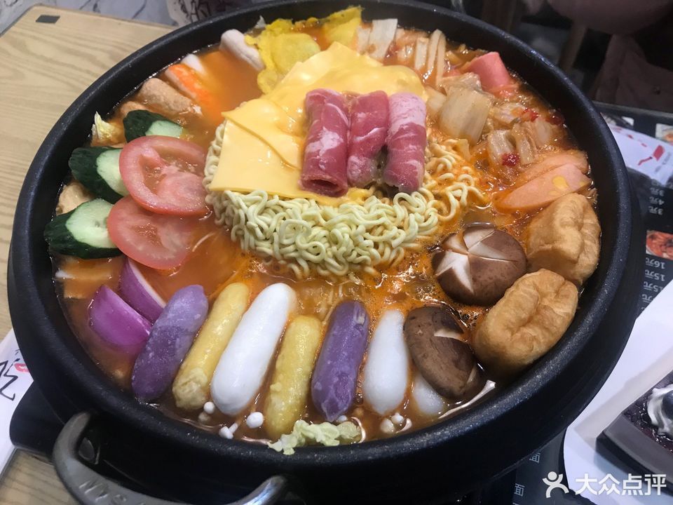 豪华芝士年糕部队火锅图片