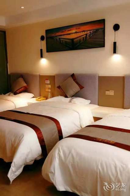 推荐菜: 分类:星级酒店;酒店;经济型酒店;住宿;二星级酒店;宾馆酒店