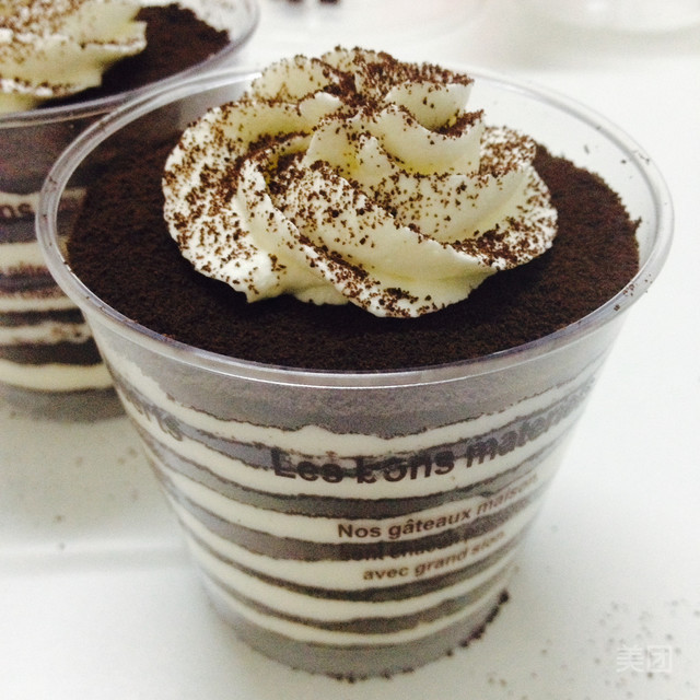 奥利奥木糠杯蛋糕图片