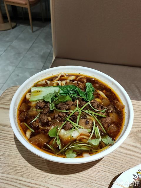 晋小二刀削面光明南大街