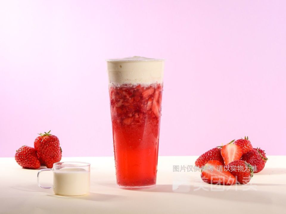 草莓满满芝士图片