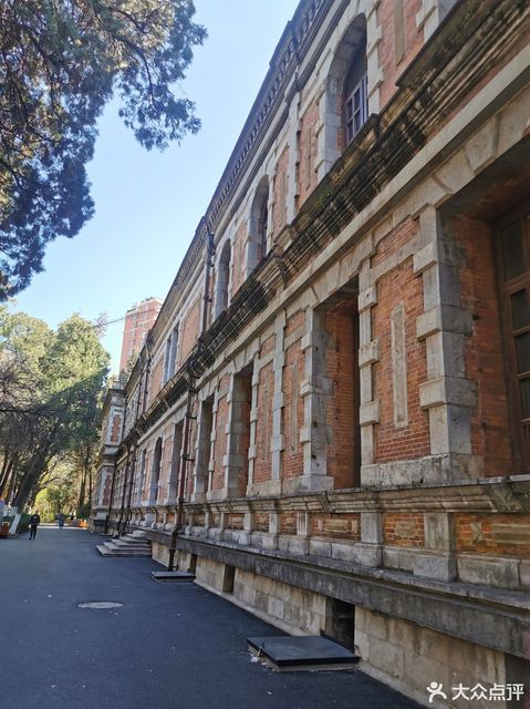               云南大学文津楼2区