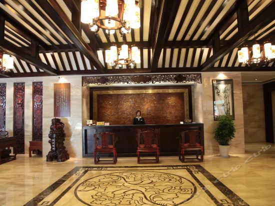 南充松花堂华艺大酒店