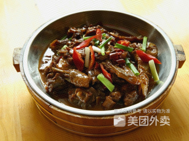 啤酒鸭木桶饭图片