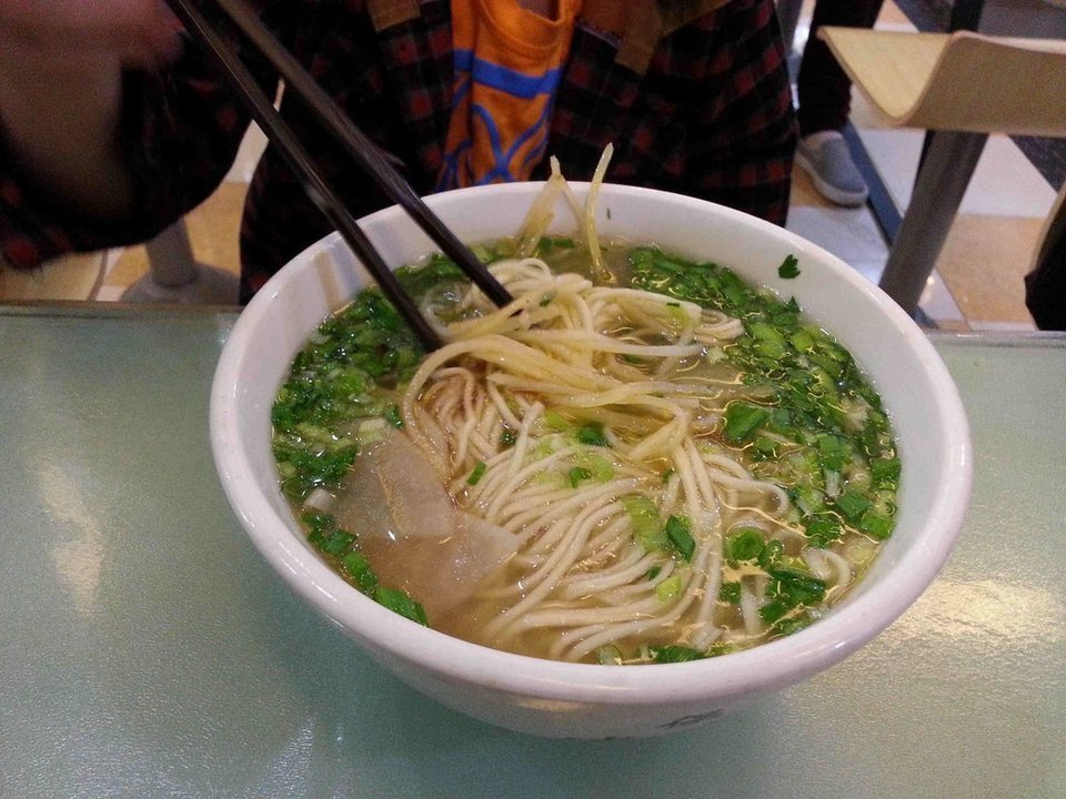 而力蓬灰牛肉面