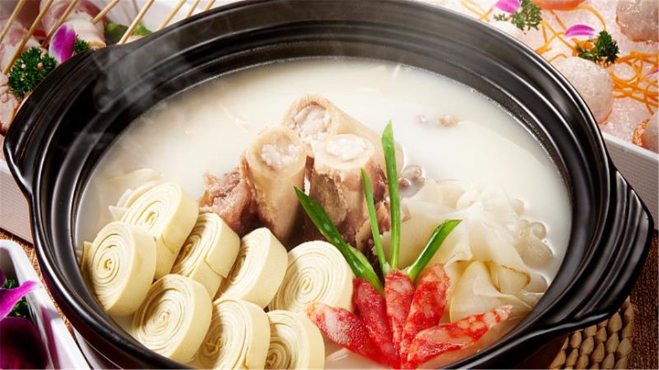 招牌千张筒骨锅图片