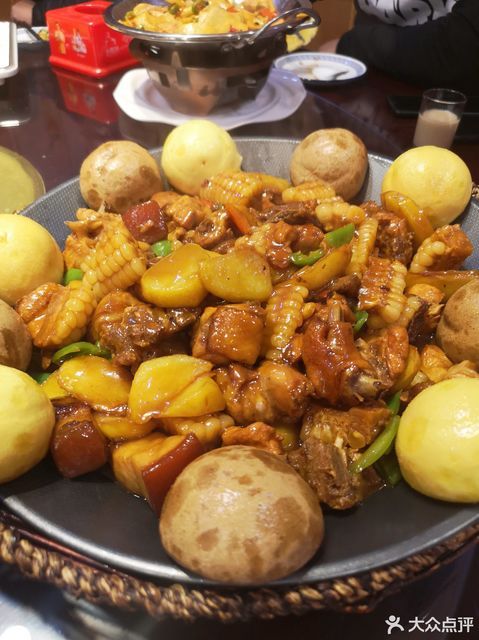 外屋地东北饺子手擀面郑密路店