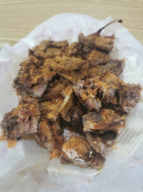 手撕鸡架