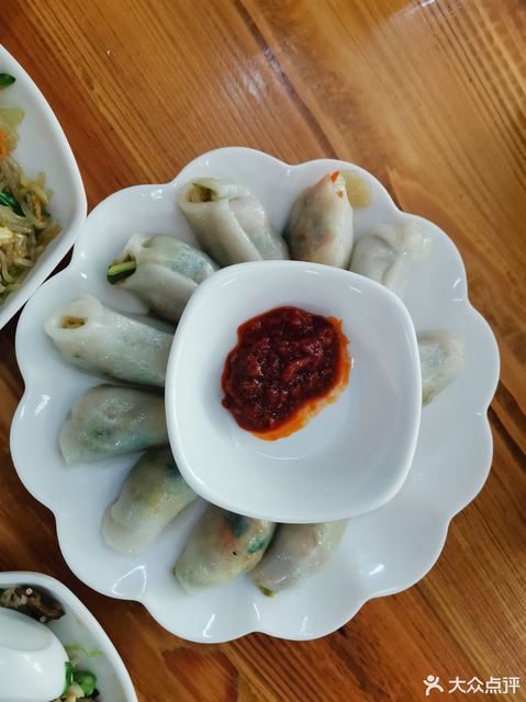 推薦菜:養生油茶館位於汕尾市陸豐市東海街道河圖嶺路東海鎮國土資源