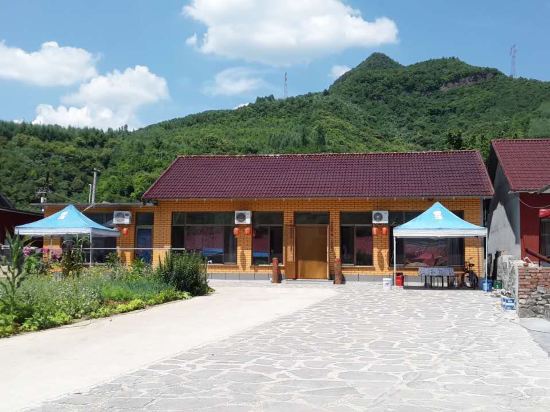 宽甸绿江村住宿农家院