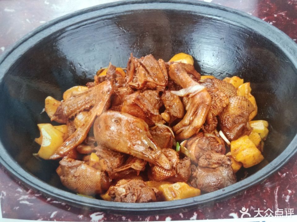 铁锅炖大鹅图片