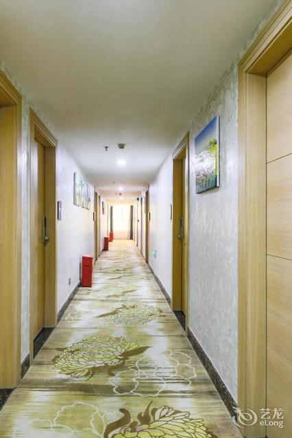 豪庭酒店深圳光明实验学校店