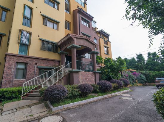 西山区同仁医院周边的别墅