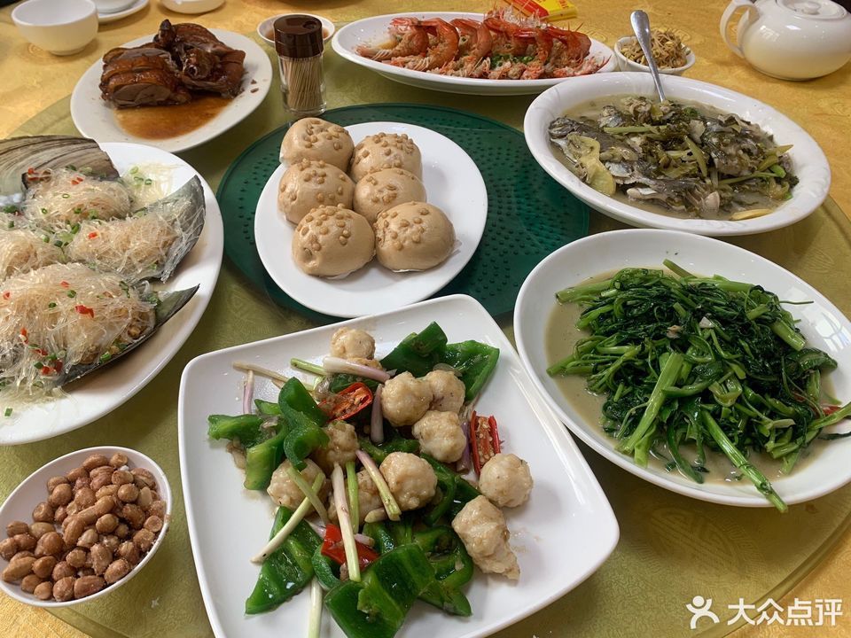 新顺翔海鲜客家饭店位于惠州市惠阳区淡水万顺四路2号 标签:餐馆中餐