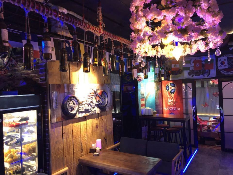 在哪儿):济南市历下区宽厚里三期2-207电话:丽江故事瓦舍民谣咖啡酒吧