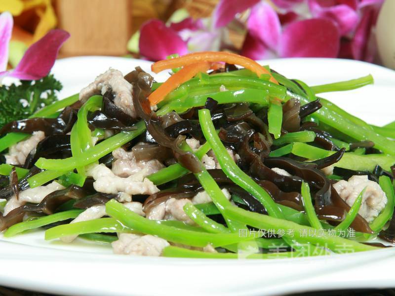 青椒木耳炒肉丝图片