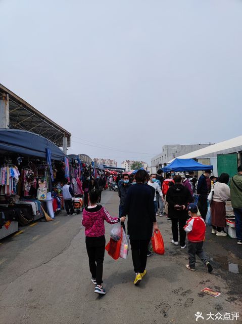 罗沙蔬菜批发市场