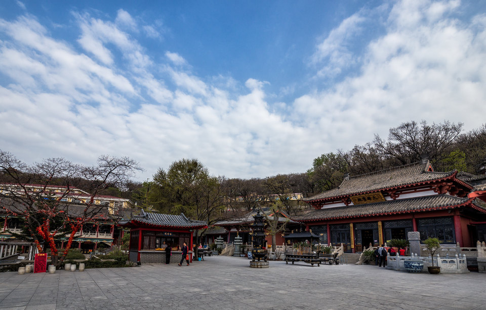 大連市 休閒娛樂 景點公園 > 大黑山景區-石鼓寺標籤:景點寺廟道觀