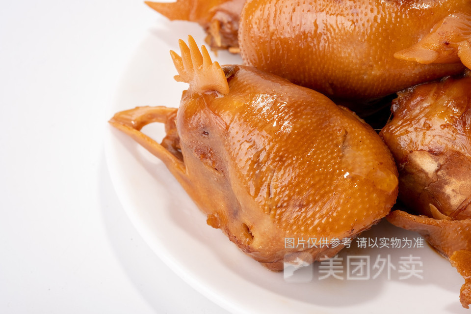 辣卤鸡头图片