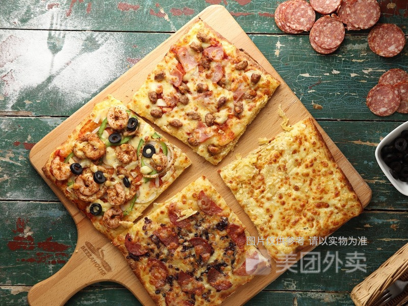 四季披萨图片