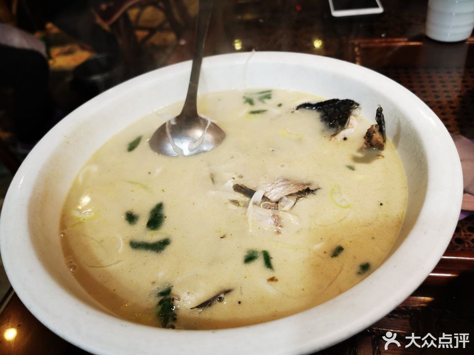 渠村鱼汤馆建设路店