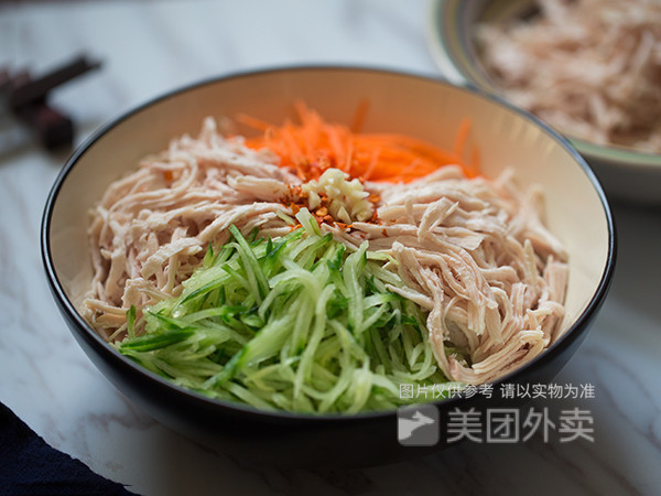 麻辣鸡丝凉拌面图片